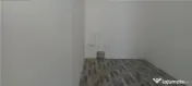 Spatiu Comercial cu 3 usi din sticla si vitrine mari - Elisa 