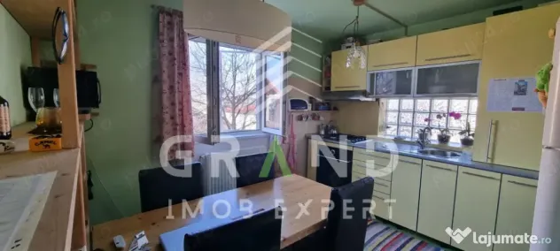 Apartament in vila | 2 camere | Decomandat | Parcare | Curte