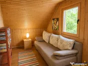 Casa de inchiriat la pret de apartament: Bacel, Chichis 