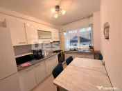 Apartament cu 2 camere decomandat 53 mp, cu loc de parcare i