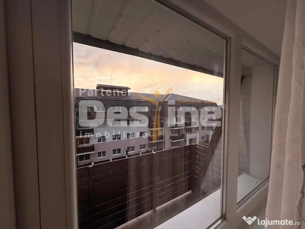 Apartament cu 2 camere decomandat 53 mp, cu loc de parcare i