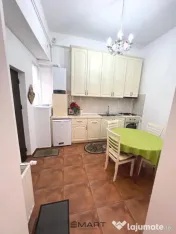 Apartament ultracentral de 4 camere in Piata Mare 
