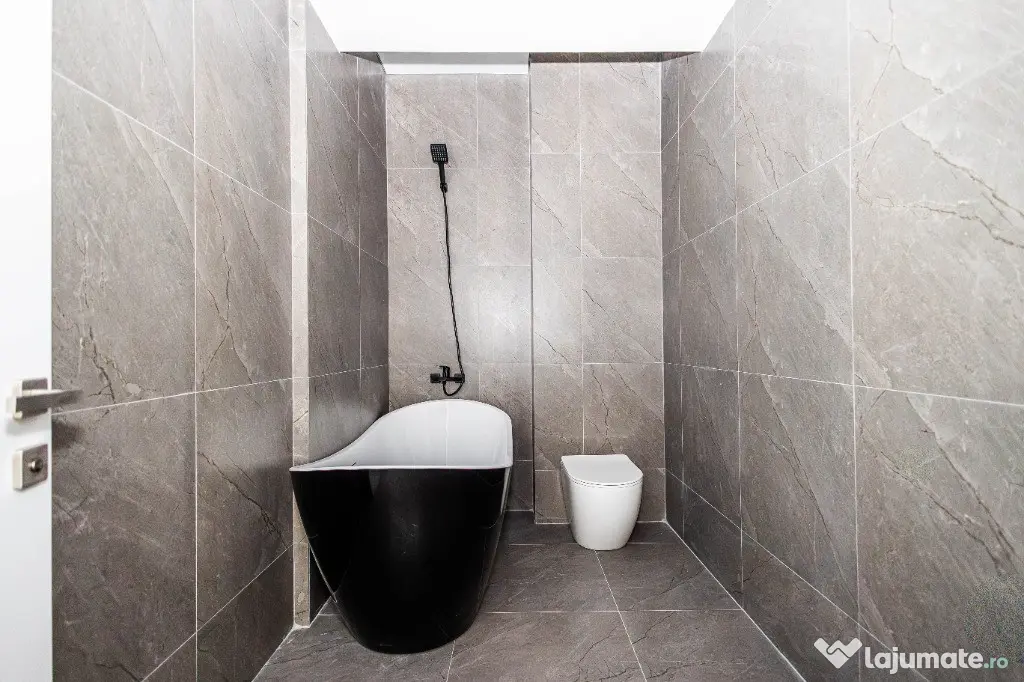 Studio nr. 82 - O.B.A TOWER Mamaia Nord