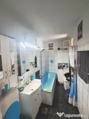 Casă la curte comună | 50 mp utili | Pod și beci 