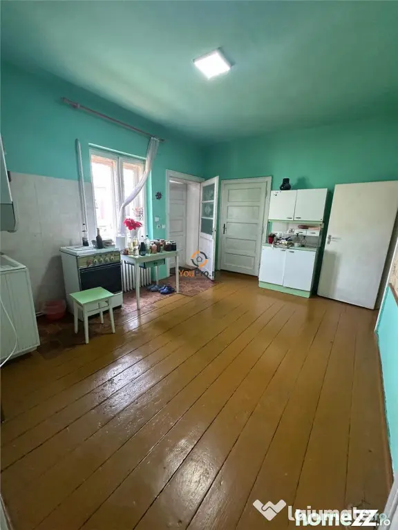 Casa Individuala langa Complexul Studentesc