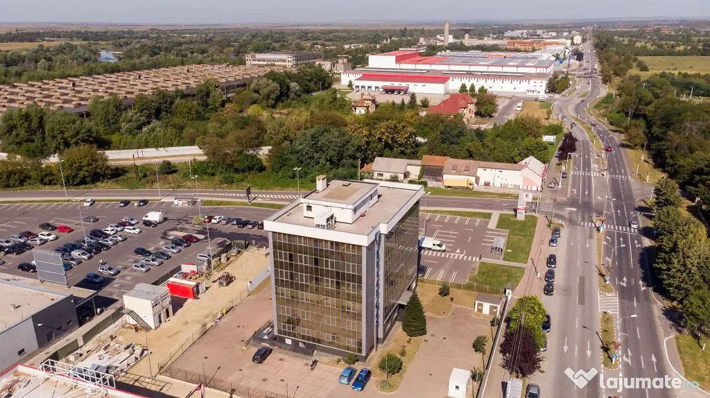 Cladire cu functiuni mixte