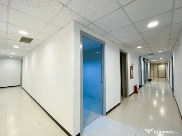 Cladire cu functiuni mixte