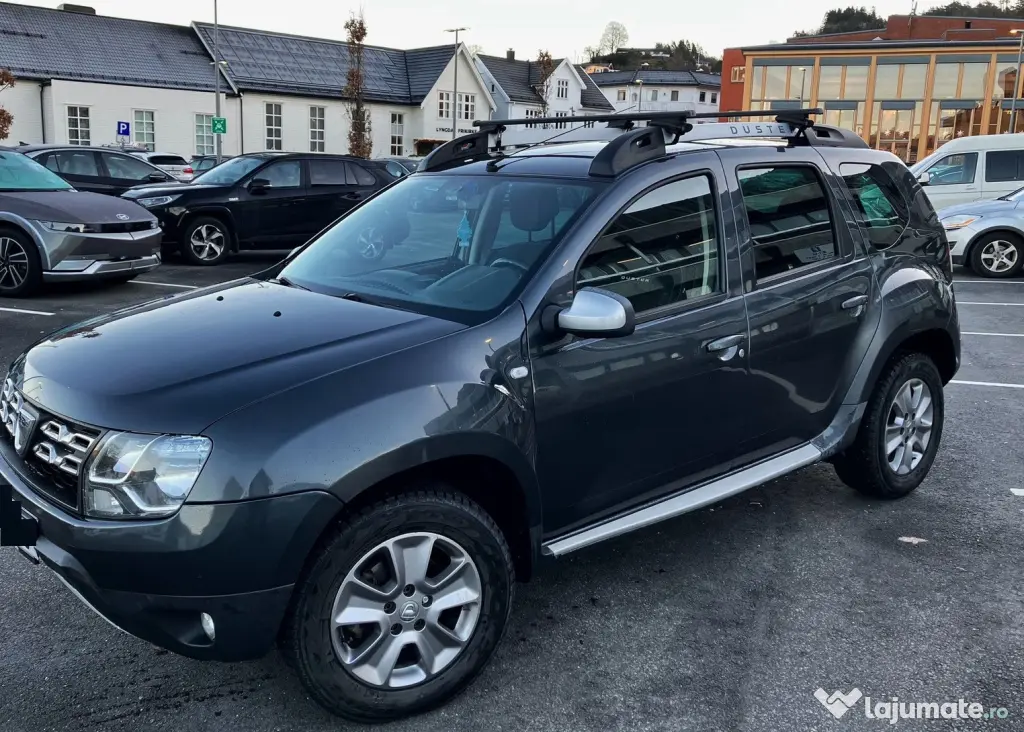 dacia DUSTER an 2014 - ACCEPT UNELE VARIANTE - este pe motorina