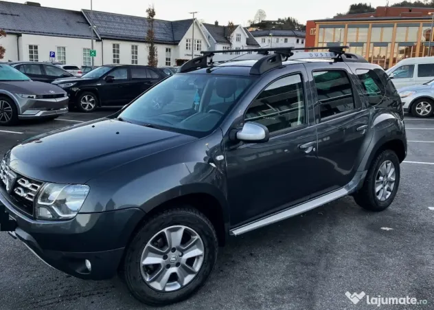 dacia DUSTER an 2014 - ACCEPT UNELE VARIANTE - este pe motorina