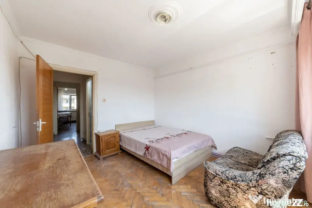 Găvana Q-uri - Apartament 3 Camere Decomandat