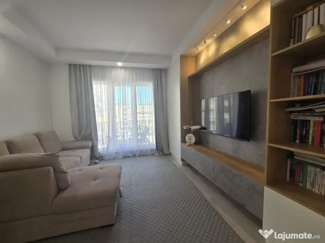 COSMOPOLIS - Apartament cu 2 camere, mobilat si utilat.