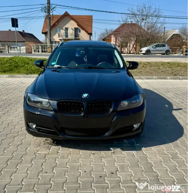 BMW 318d an 2011