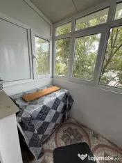 Apartament cu 2 camere, 45 mp, balcon închis, poziție exce