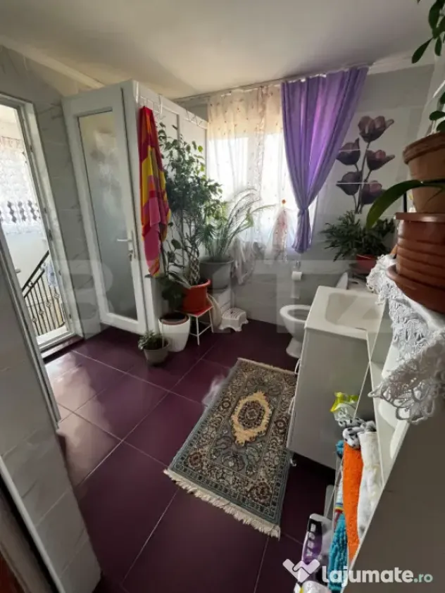 Casa de vanzare in Odaia Manolache