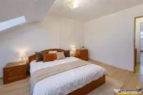 Rezidenta pe doua niveluri, cu 3 camere, eficenta energetic,