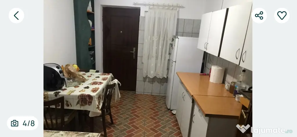 Vând casa situată în zona pitoreasca de munte