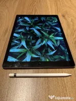IPad Pro 12.9" Gen 1 (32GB, Wi-Fi) + Apple Pencil 1