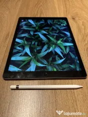 iPad Pro 12.9" Gen 1 (32GB, Wi-Fi) + Apple Pencil 1 