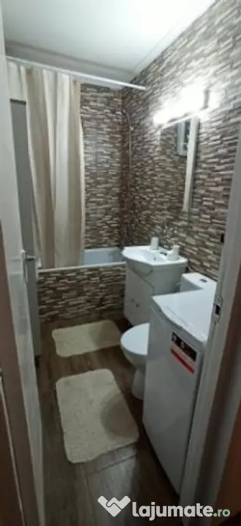 Apartament o camera cu bucatarie open space
