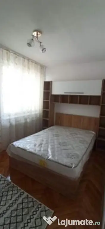 Apartament o camera cu bucatarie open space