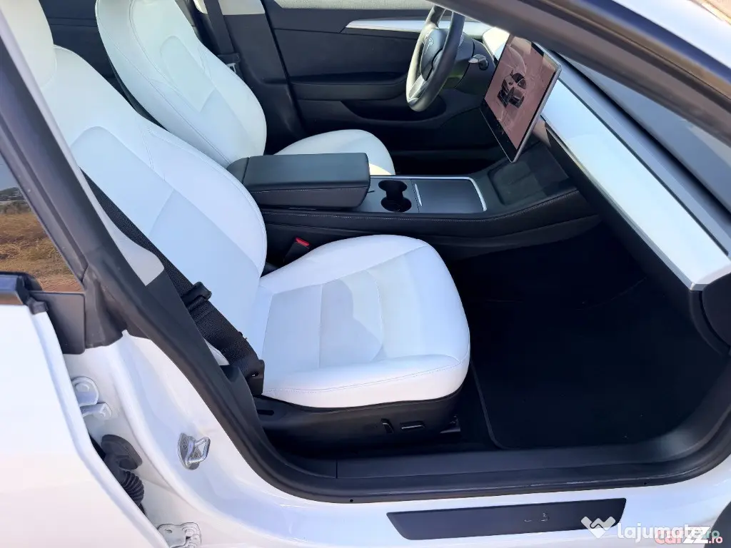 Tesla Model 3 / RWD / 2022 / Pompa caldura