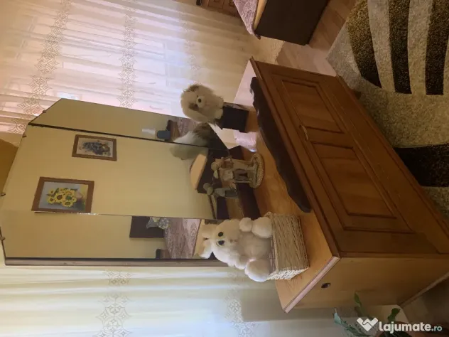 Vând dressing și comoda de dormitor