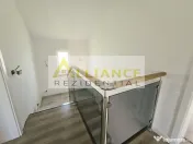 Casa individuala- 6 camere - 4 bai- 3 dressinguri-100m de...