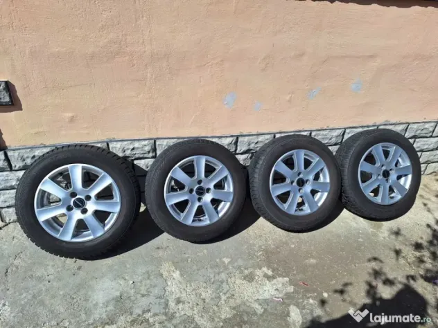 4 Roti cu Jante auto din aliaj Borbet CA 15" si anvelope de iarna Yokohama
