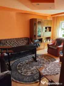 Apartament 4 camere etaj 1 Craiovita Noua