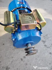 Motor electric 4.8 kw ptr conversie elevator 380v la 220 v