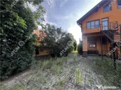 Spatiu comercial cu 10 camere 4 bai si teren de 600 mp zona 