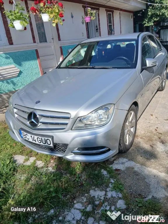 Mercedes c180 blue eficiency 2012 benzin 11000E fara gram sau punct de rugina