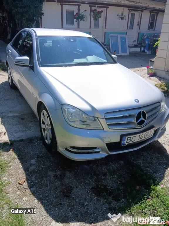 Mercedes c180 blue eficiency 2012 benzin 11000E fara gram sau punct de rugina