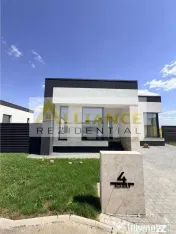 Casă individuală 3 camere 2 băi !
