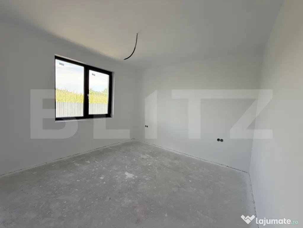 Casa cu 4 camere,110 mp ,Zona Odoreu