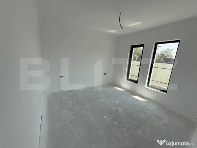 Casa cu 4 camere,110 mp ,Zona Odoreu