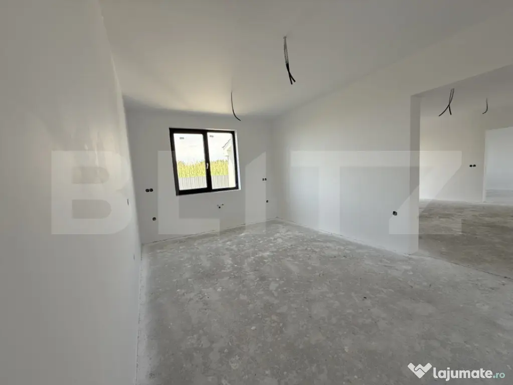 Casa cu 4 camere,110 mp ,Zona Odoreu