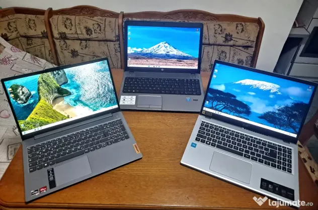 Vand laptopuri refurbished cu procesoare i3,i5,i7