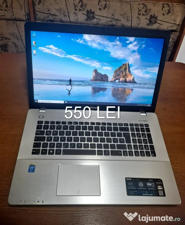 Vand laptopuri refurbished cu procesoare i3,i5,i7