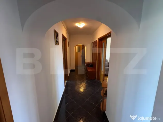 Apartament 3 camere, 79,57 mp utili, complet mobilat și uti
