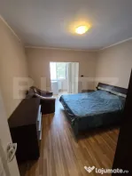 Apartament de închiriat cu 3 camere, cartier Brădet