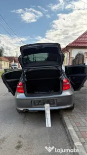 BMW seria 1 116i facelift 