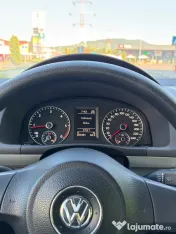Volkswagen Touran 1.6 TDI 105 CP 