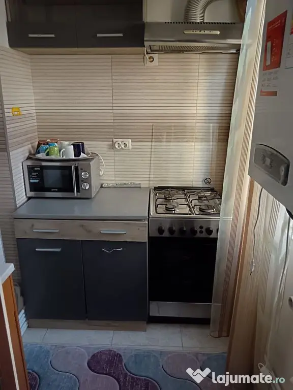 Apartament cu 1 cameră de închiriat – Micro 21, aproa...