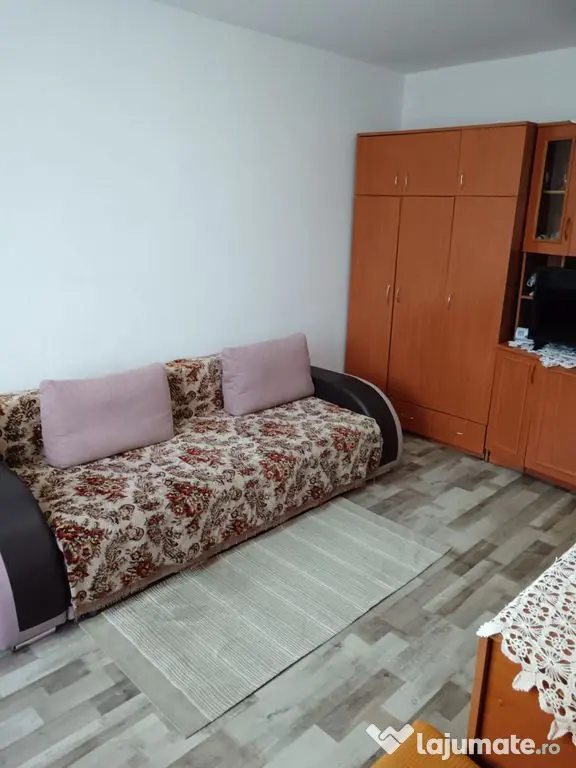 Apartament cu 1 cameră de închiriat – Micro 21, aproa...