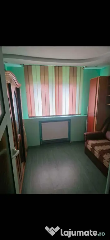 Vand apartement 3 camere in zona micro lll judetul Buzău