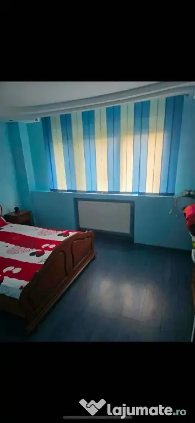 Vand apartement 3 camere in zona micro lll judetul Buzău