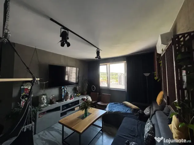 Apartament 2 camere 62 mp + parcare Floresti zona VIVO