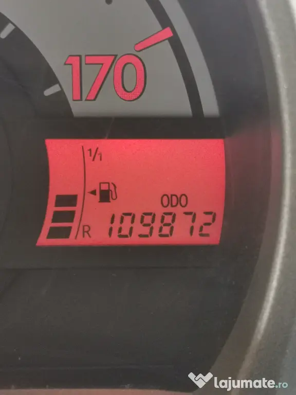 Vând Toyota Aygo An 2013