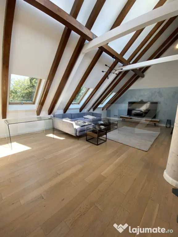 Penthouse de inchiriat, 100 mp utili, garaj+terasa si privel